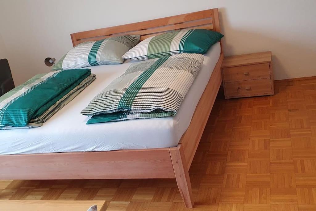 Wohnung In Грац Экстерьер фото